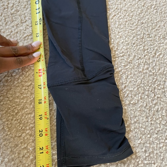 Lululemon athletic leggings - Picture 3 of 4
